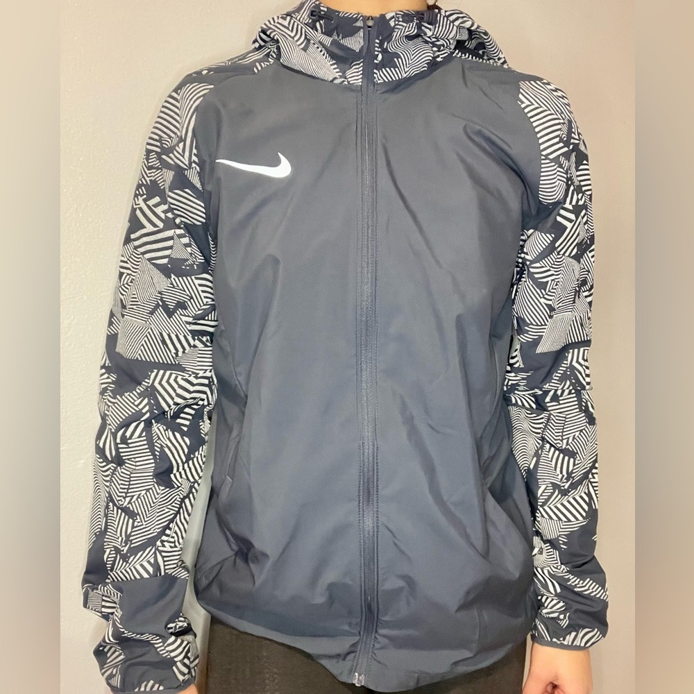 Women’s Nike Essential Flash Running Jacket